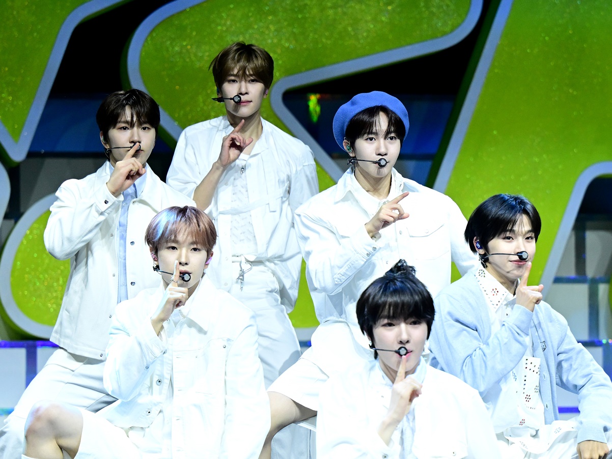 日韓同時攻略へ…日本を拠点とするNCT WISH、“先輩”BoAの援護受け「2024最高の新人」狙う