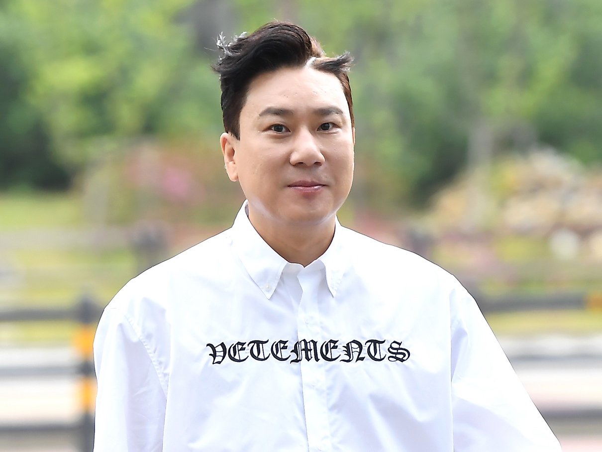 7億円の借金を昨年完済、一日3時間睡眠で乗り切った51歳韓国歌手が20年ぶりの結婚を発表