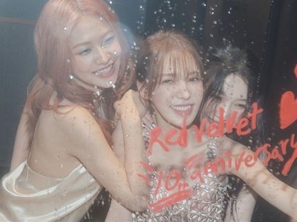 Red Velvet、“デビュー10周年”を迎えるまでの原動力を語る「依然として一緒にいたい…」【PHOTO】