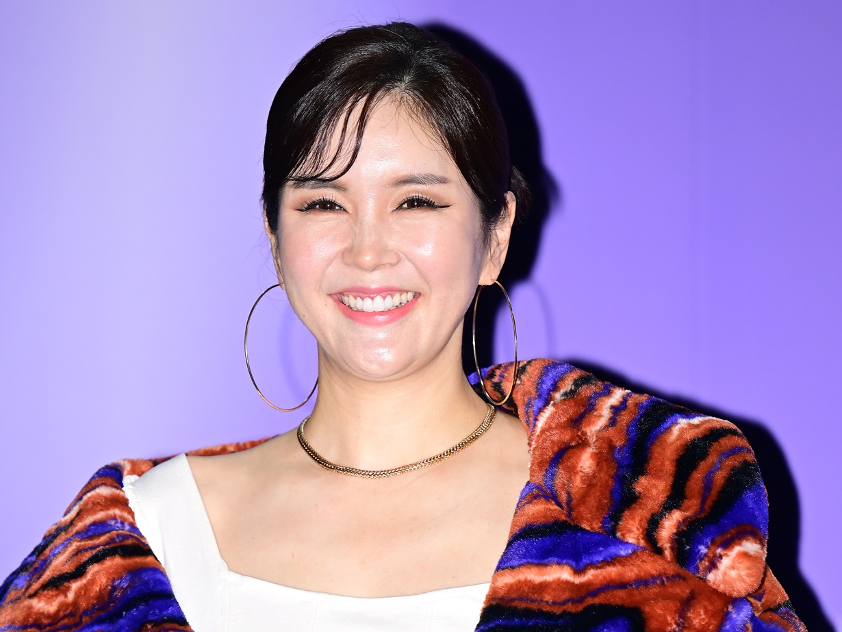 【写真】“6度目”の整形手術で目がパッチリ！45歳の女優チャン・ヨンランが大幅な若返りに成功