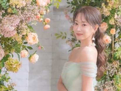 『ミスター・サンシャイン』で日本人役演じた元SM練習生の女優が本日（22日）結婚、“高校同級生”の刑事と