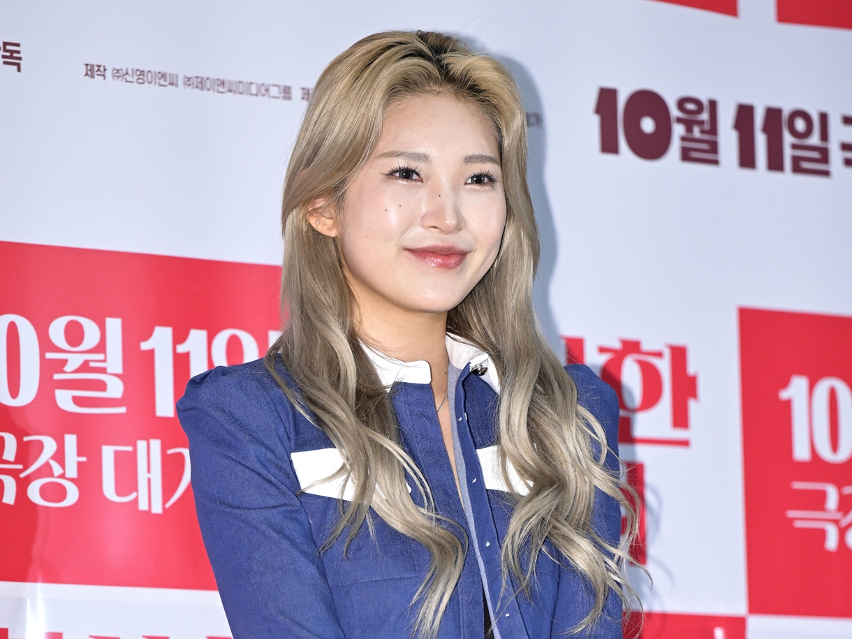 【写真】元巨人投手の父とトップ女優の母を失った“悲劇の娘”、ガリガリ姿に漂う悲壮感…96kgから激ヤセ