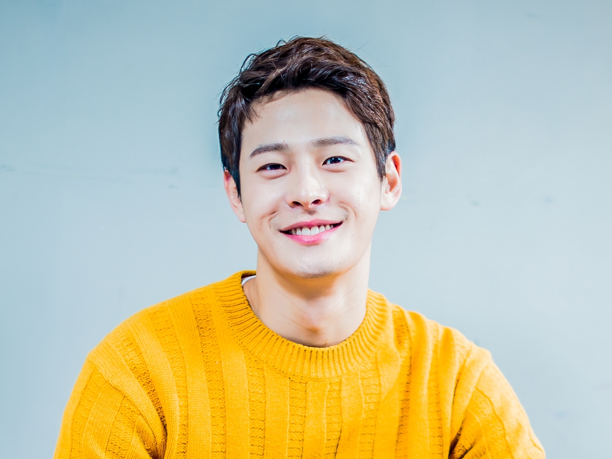 出演ドラマが放送中の悲報…“極端な選択”により27歳でこの世を去った韓国俳優の5周忌