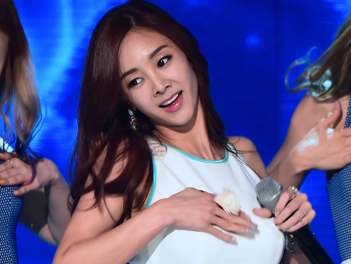 福山雅治の楽曲をカバー、“下半身スキャンダル”で消えた女性歌手の意味深メッセージ