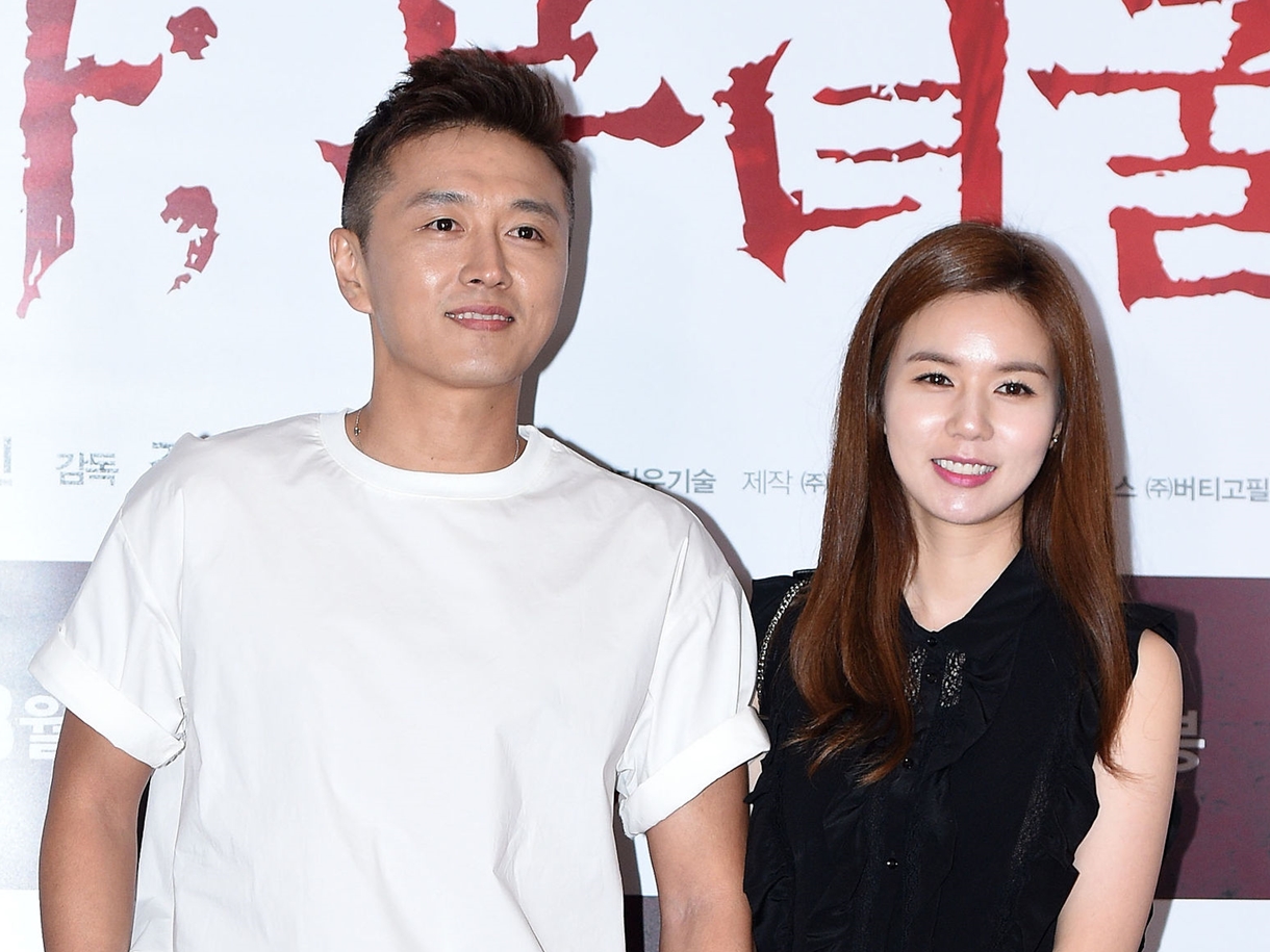 “養子3人”の韓国俳優が告白「母が2人います」　甲状腺がん手術前にニューヨークへ、結婚10周年