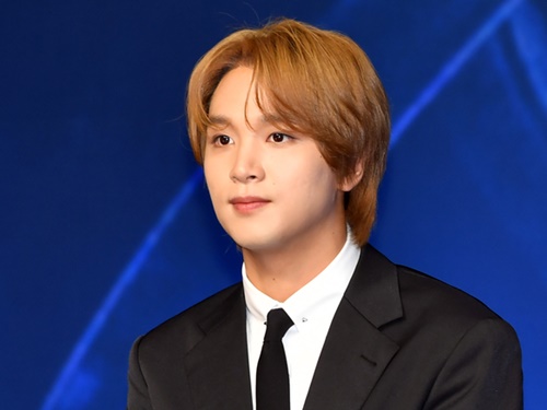 NCT・ヘチャン、高熱と扁桃炎で一時活動中断…名古屋公演に続いて本日（10日）の授賞式も不参加