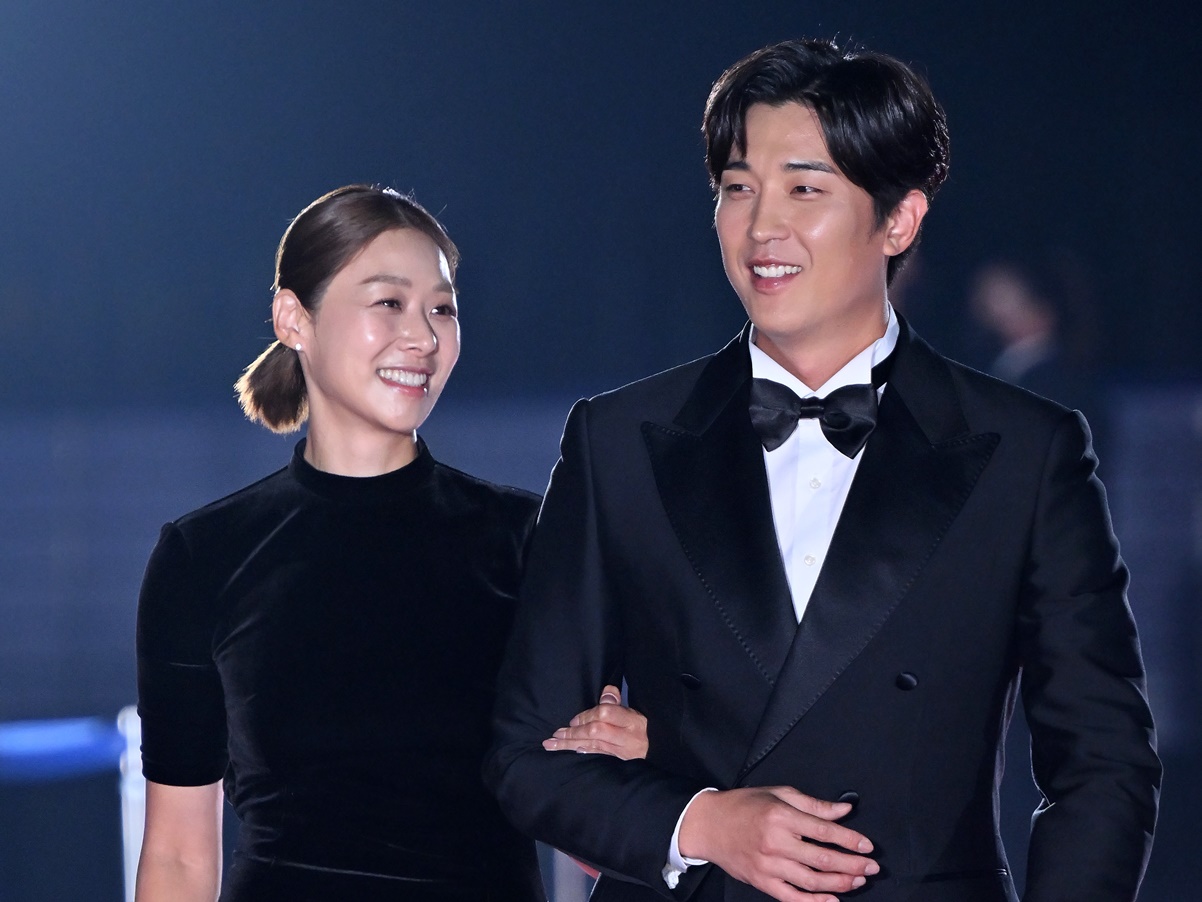 連れ子も愛した“子煩悩”韓国俳優（40）、人妻との不倫疑惑に1週間沈黙…伴侶をも苦しめる事態に