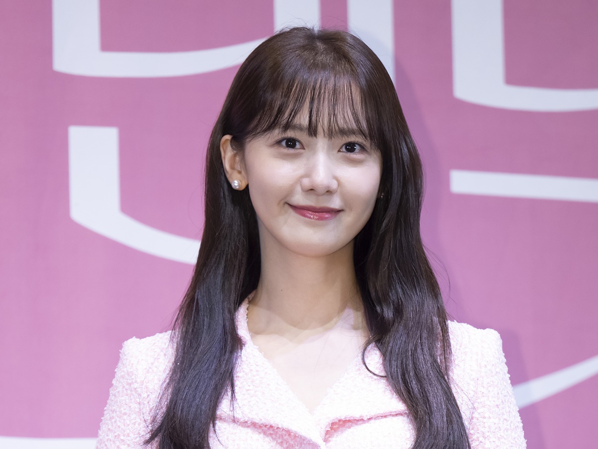 少女時代・ユナがSMと3度目の再契約！デビューから17年、ファンミや『EXIT』監督との再タッグ予告