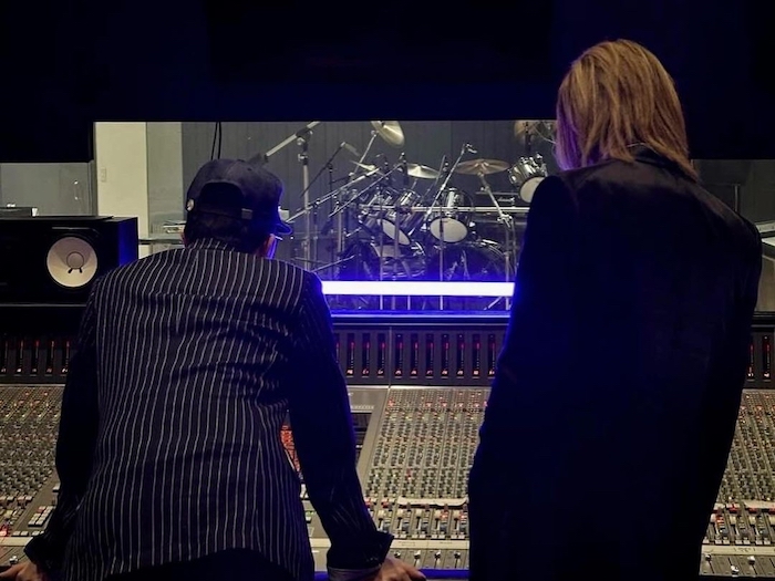 G-DRAGON、アルバム作業真っ最中!? 近況写真に「気を引き締めなきゃ」との声【PHOTO】