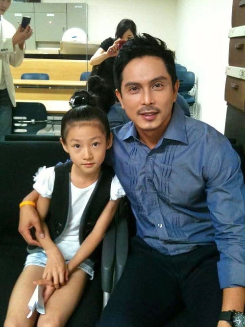 タナヨン、キム・セロン