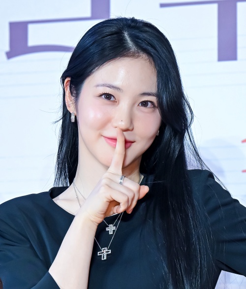 シン・イェウン