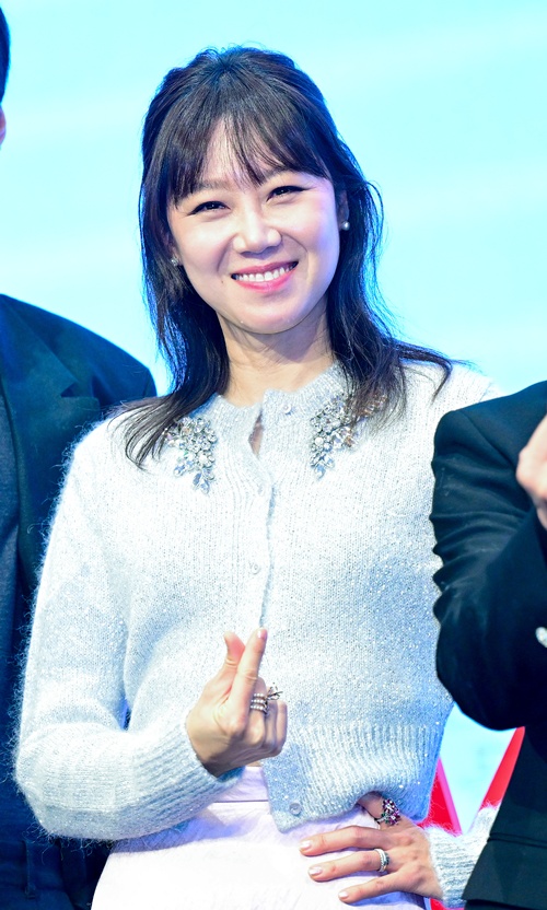 コン・ヒョジン