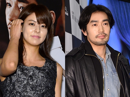 藤井美菜（左）、大谷亮平