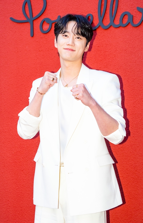 イ・ジュニョン