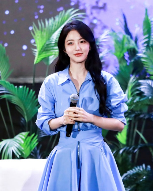 シン・イェウン