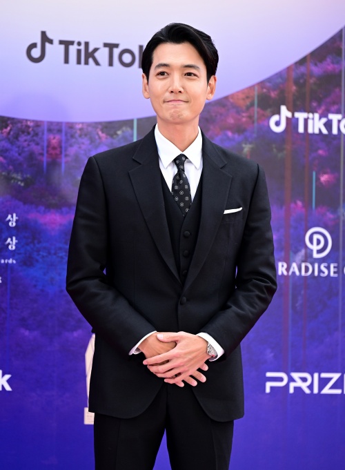 チョン・ギョンホ