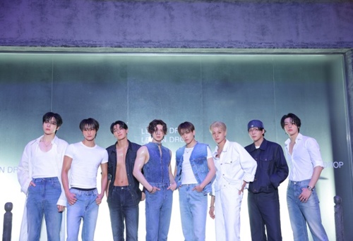 ATEEZ