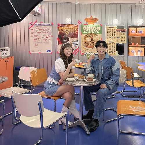 シンジ(左)とムンウォン