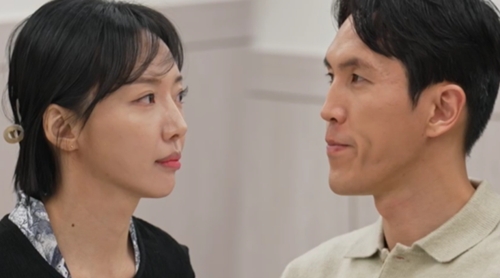 カン・ジヨンさん、イ・ダウン氏