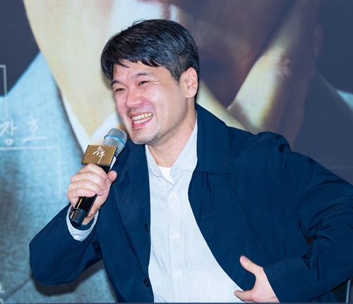キム・ヒョンジュ監督