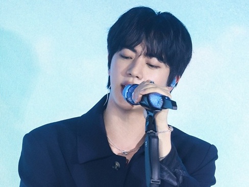 BTS・JIN、ソロ曲で再び快挙！『Don’t Say You Love Me』がSpotifyで5億回再生突破
