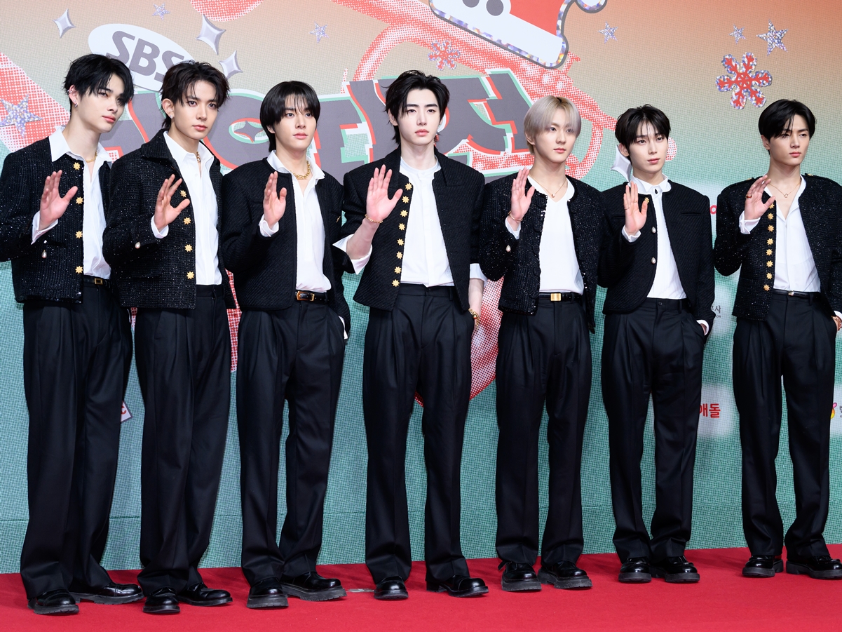 ENHYPENら、タイ開催の「ゴールデン・ウェイブ」で1万人熱狂！暑さを吹き飛ばす公演