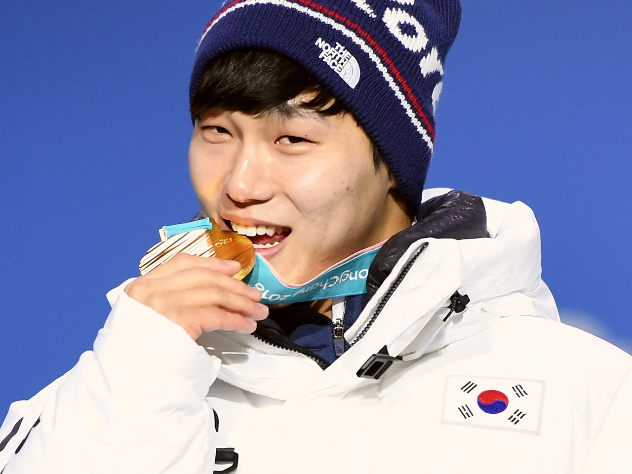 TWICE・ジヒョと熱愛報道の韓国元アスリートに“庶民感覚のズレ”？「お金がないなら節約すれば？」発言に一部から批判