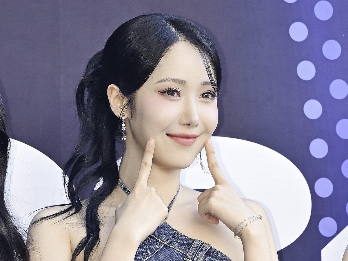 VIVIZ・シンビ、日本を含むGFRIEND10周年ツアー中に体調悪化…台北公演は制限付きで出演へ【全文】