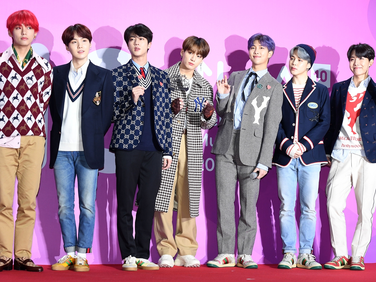 JUNG KOOKが堂々の1位！BTS、海外メディア選出「歴代ベストK-POP×ラップコラボ」で5曲ランクイン