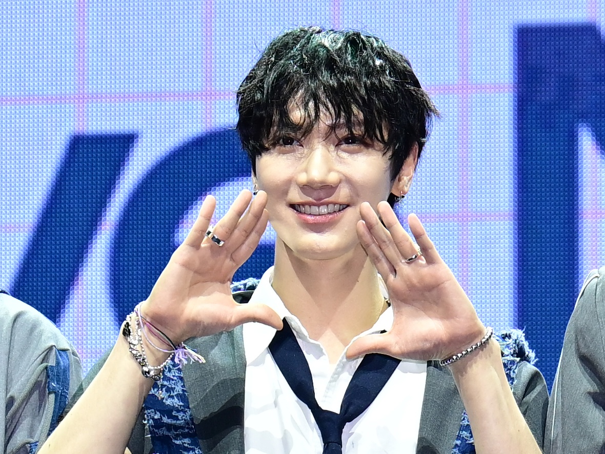 NCT・テン、故郷バンコクの夜を熱狂で包む！感謝と情熱あふれるソロステージに