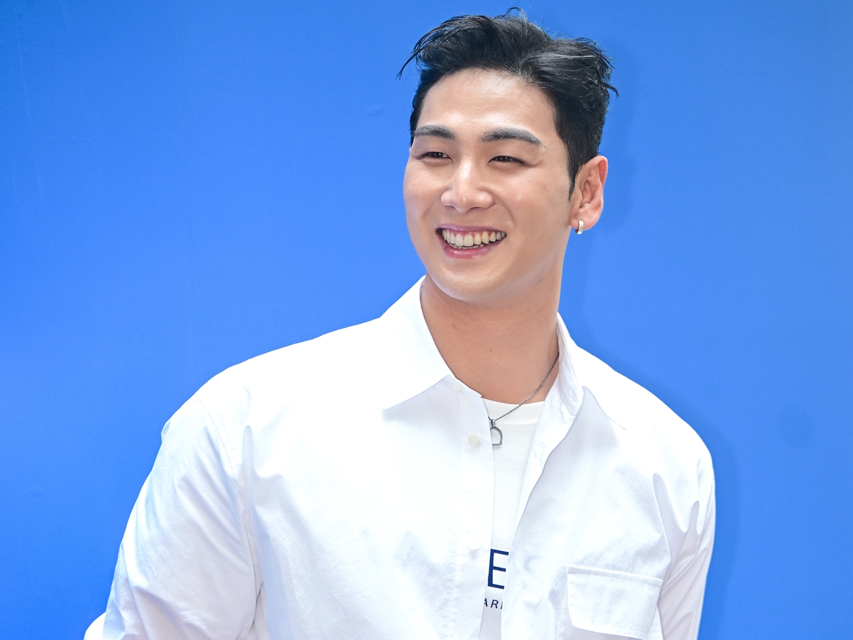 SEVENTEEN所属事務所と契約終了のベクホ、PRISMFILTERと新たにレーベル契約！本格ソロ活動へ