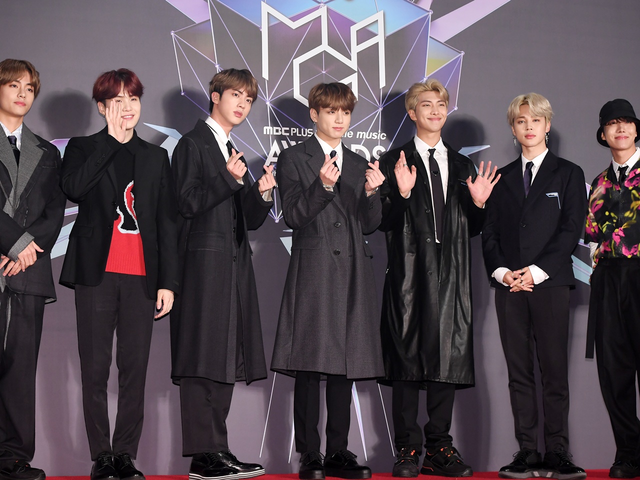BTS、K-POPアーティスト最多記録を自身で更新！アメリカレコード協会「プラチナ」認定が13個に