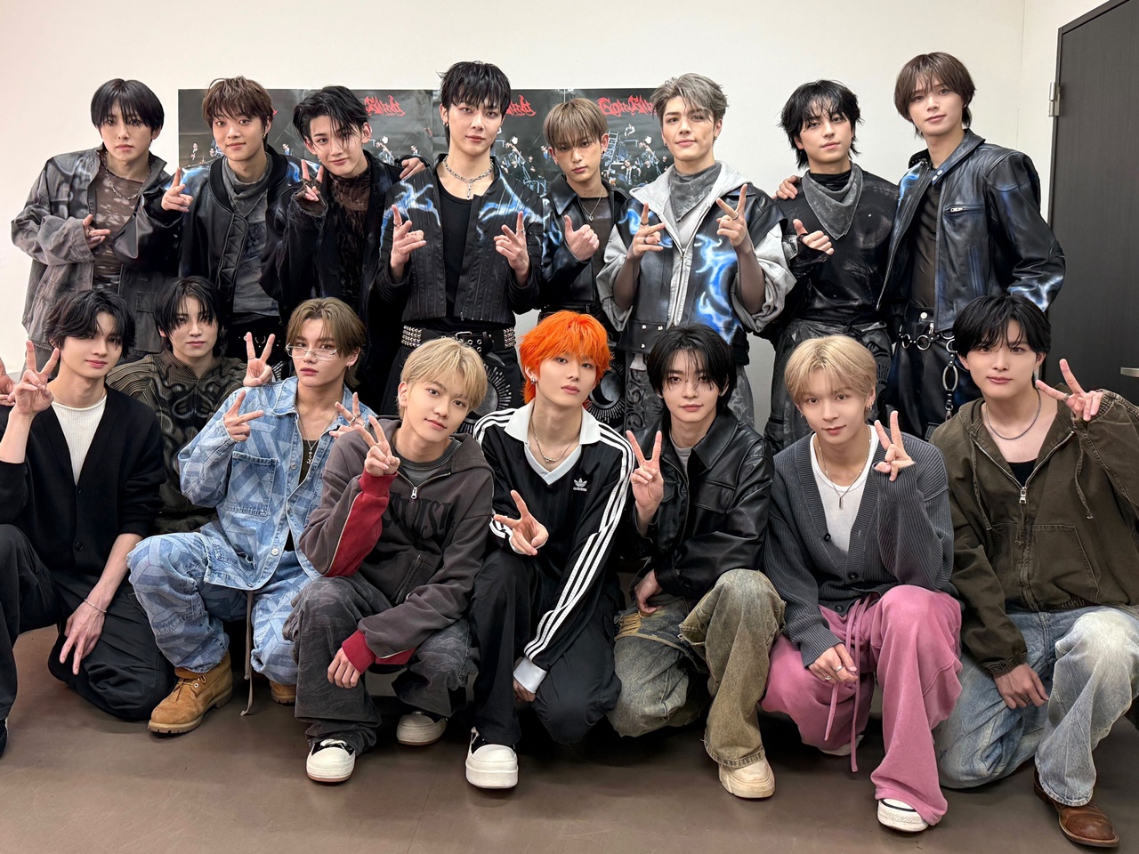 HYBEの新星aoen、先輩・＆TEAMと感動の再会…グループショット初公開！