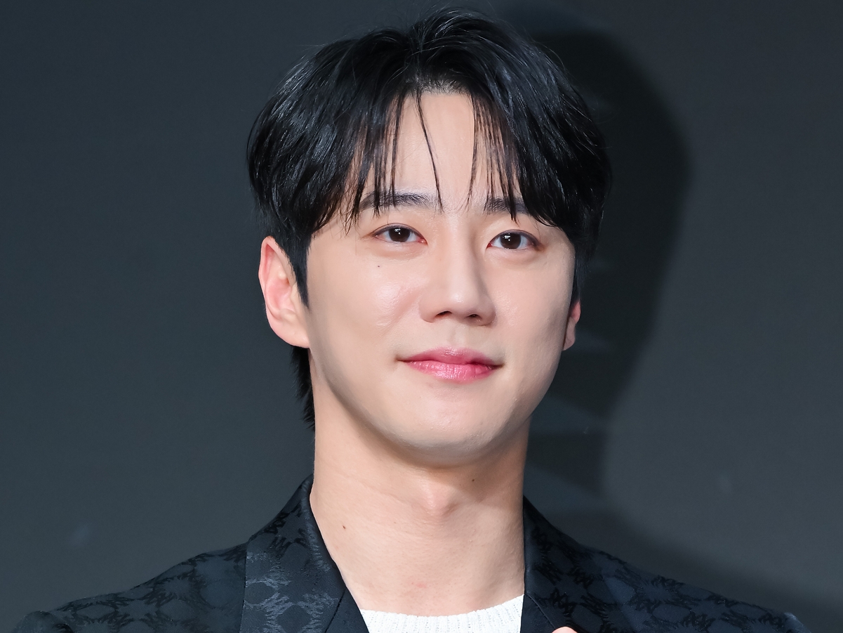 『おつかれさま』イ・ジュニョン、飲酒運転＆ひき逃げ犯を捕まえた過去を告白「走って追いかけた」