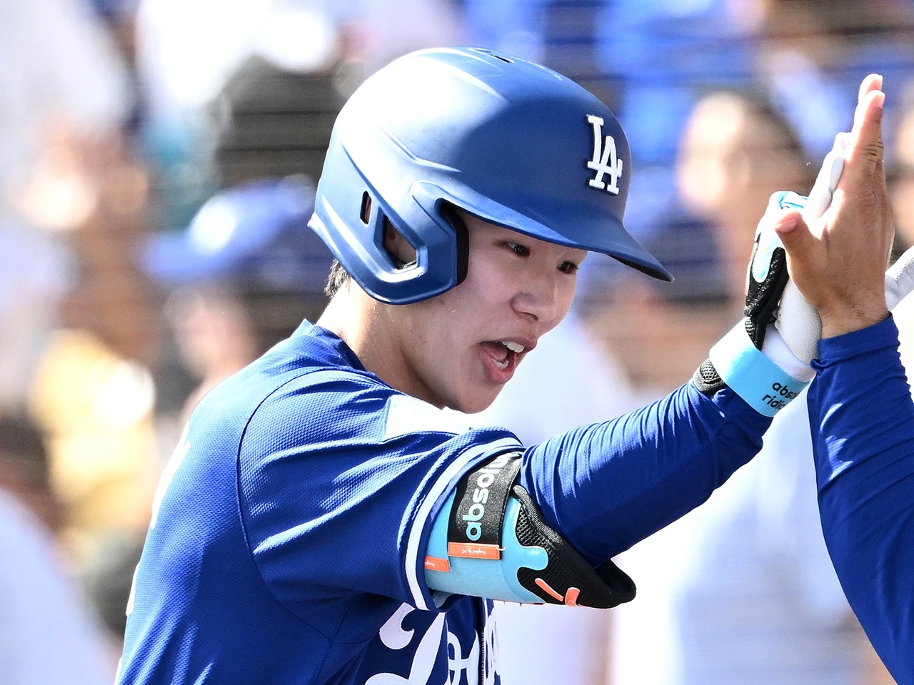 ドジャース劇的勝利に韓国も大歓喜！サヨナラ走者キム・ヘソンには絶賛も「“デビュー戦”で大きな存在感」