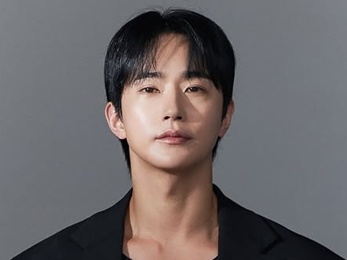 「性病をうつされ暴力もあった」と告発された韓国ミュージカル俳優、今度は“7股交際”疑惑が浮上