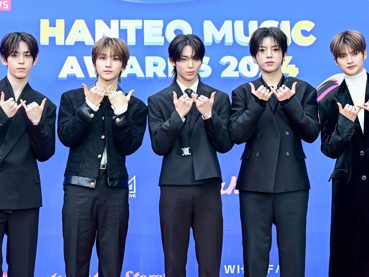 デビュー1年での改名も発表…“i-dleの弟分”NOWZ、新AL先行曲のコンセプトフィルム公開！