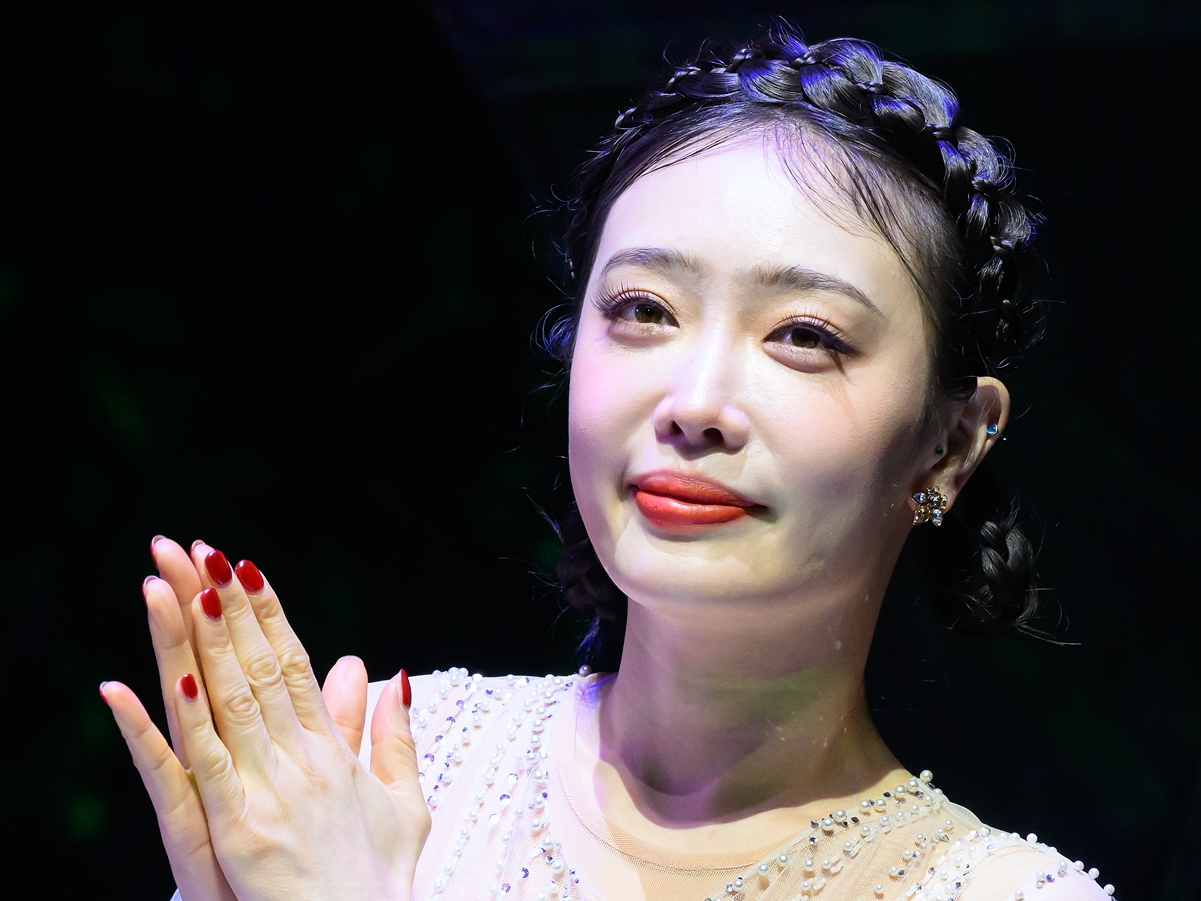 学生時代の“不良行為”告発乗り越え…『ザ・グローリー』女優、2年ぶりに公の場に登場「信頼と勇気に応えたい」