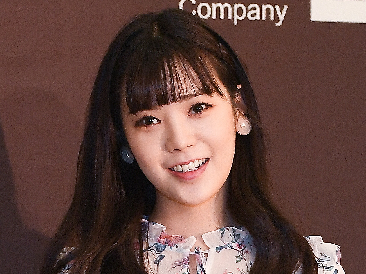 飲酒運転中に追突事故を起こした人気K-POPアイドル、4年ぶりにカメラの前に…涙の謝罪