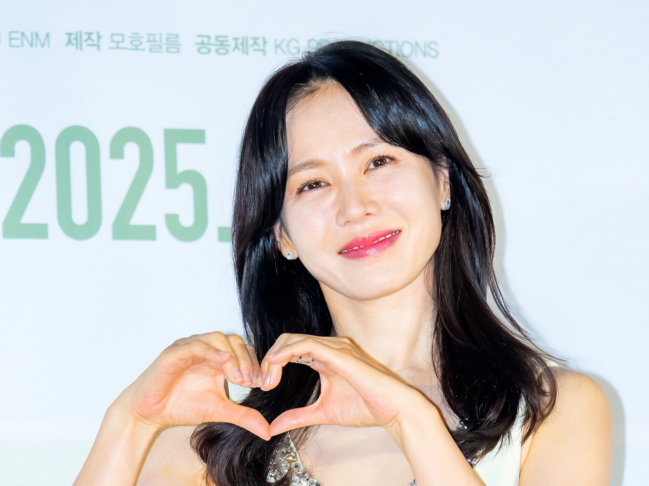 夫ヒョンビンも嫉妬？『愛の不時着』女優ソン・イェジン、息子に愛情たっぷりの朝ごはんを準備