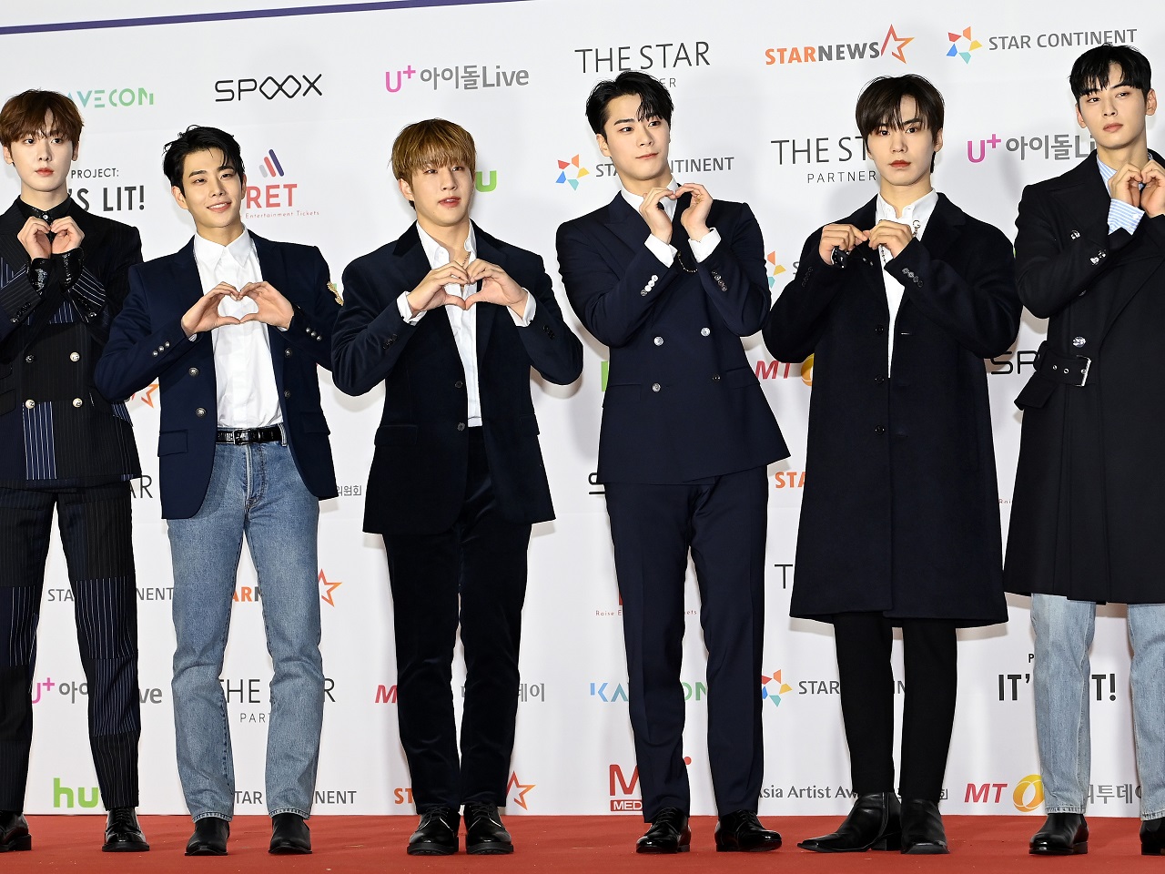 「突然亡くなったメンバーを商業的に利用している」との批判も…ASTRO、悪質投稿に法的対応を予告【全文】