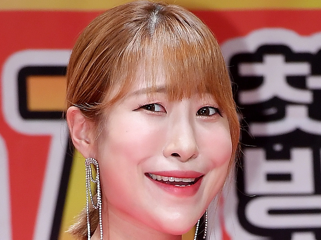 「日本人の彼氏はどうしたの？と」「結婚したと思っている」豊胸告白の韓国女性芸人が赤裸々トーク