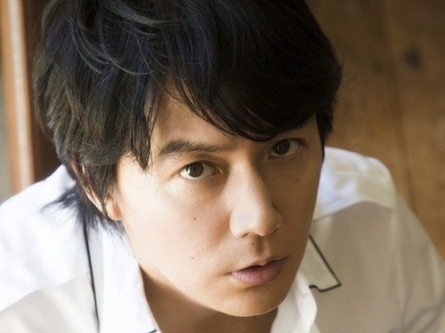 「妻子持ちでジェントルなイメージだったのに…」福山雅治のフジ“不適切会合”報道に韓国ファンも衝撃