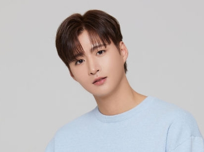 韓国4人組アイドルメンバー、リハ中に転倒して脳震とう→台湾イベント出演不可に