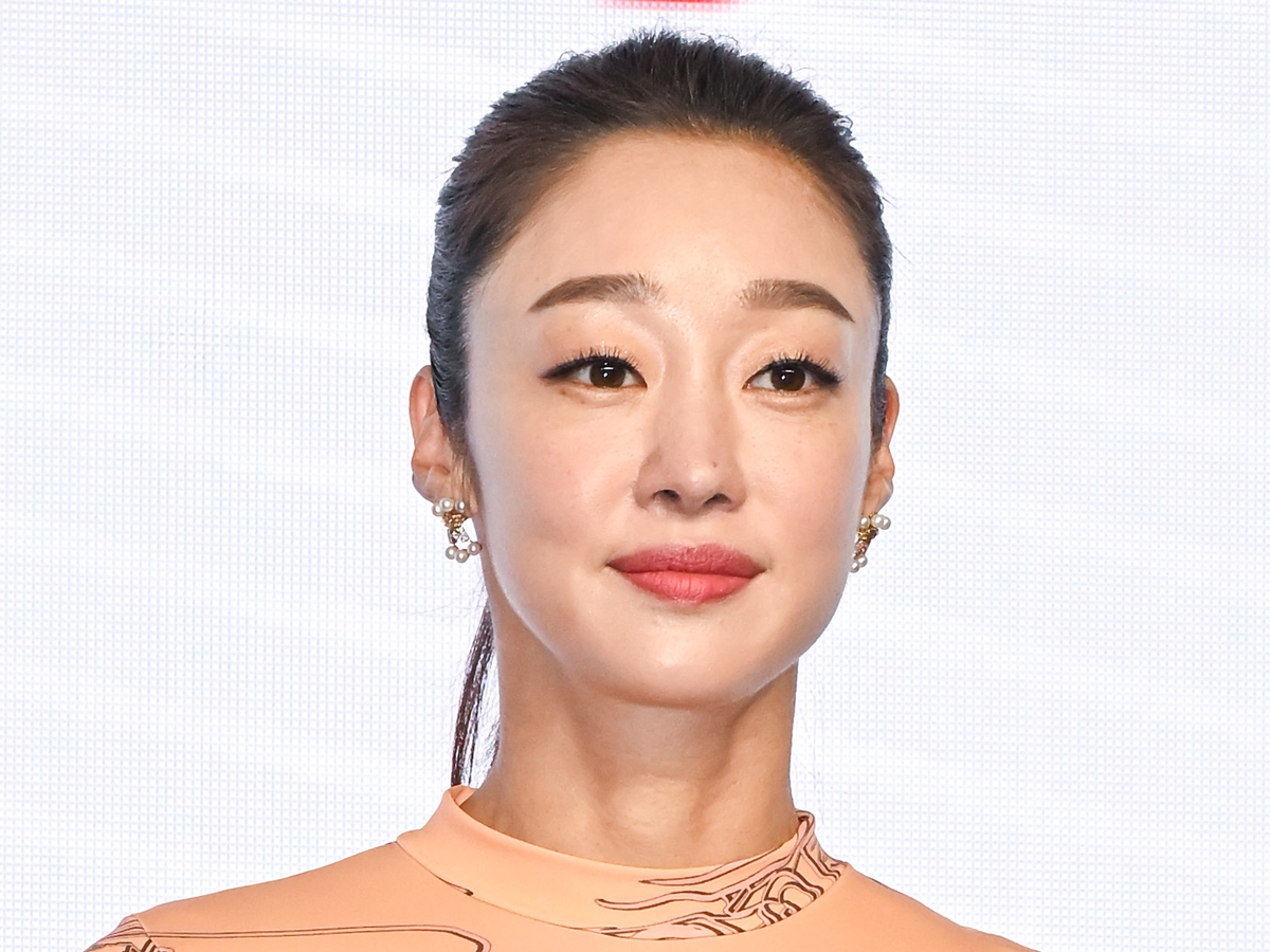 “婚約者の元妻”も登場　ジューンブライド控える韓国女優が噂を全面否定「一線を超えました」