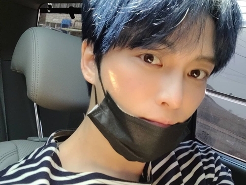 ジェジュン、黒マスクから“美すっぴん”をチラリ！ 春を知らせる爽やかな近況【PHOTO】