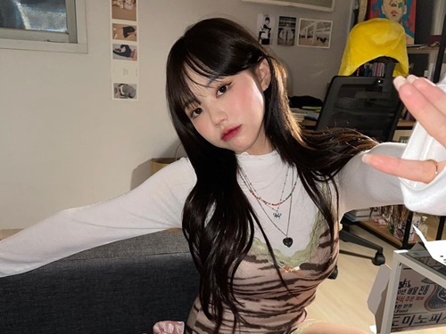 “オルチャンの始祖”と呼ばれた韓国美女YouTuber（31）、「お母さんとは思えない」スイムウェア姿【PHOTO】