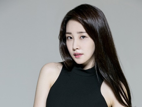 “韓国のカトパン”と呼ばれる美人女子アナが異例のマネジメント契約「さらに面白い活動を」