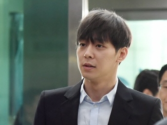 元JYJユチョン、“執行猶予中”に海外ファンミーティング開催。世間の反応は？