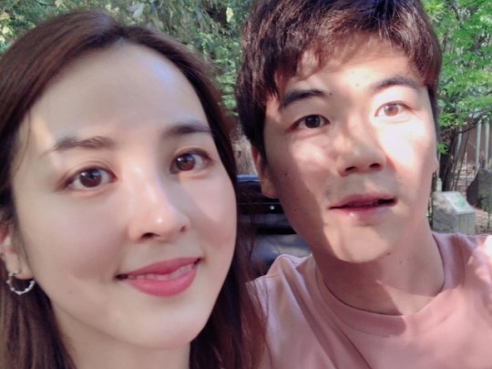 【写真】“日本旅行中”女優ハン・ヘジン＆キ・ソンヨン、夫婦ショット公開